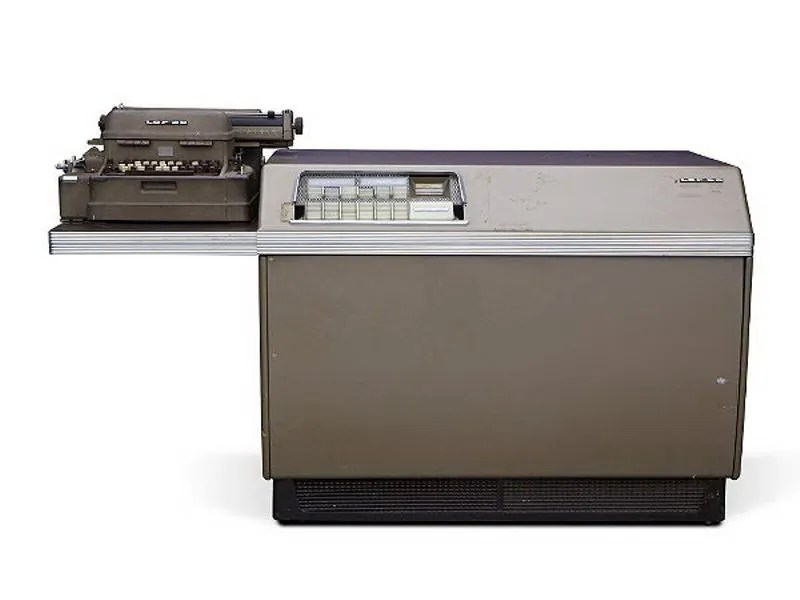 1956 年的 LGP-30 计算机，附带 TTY